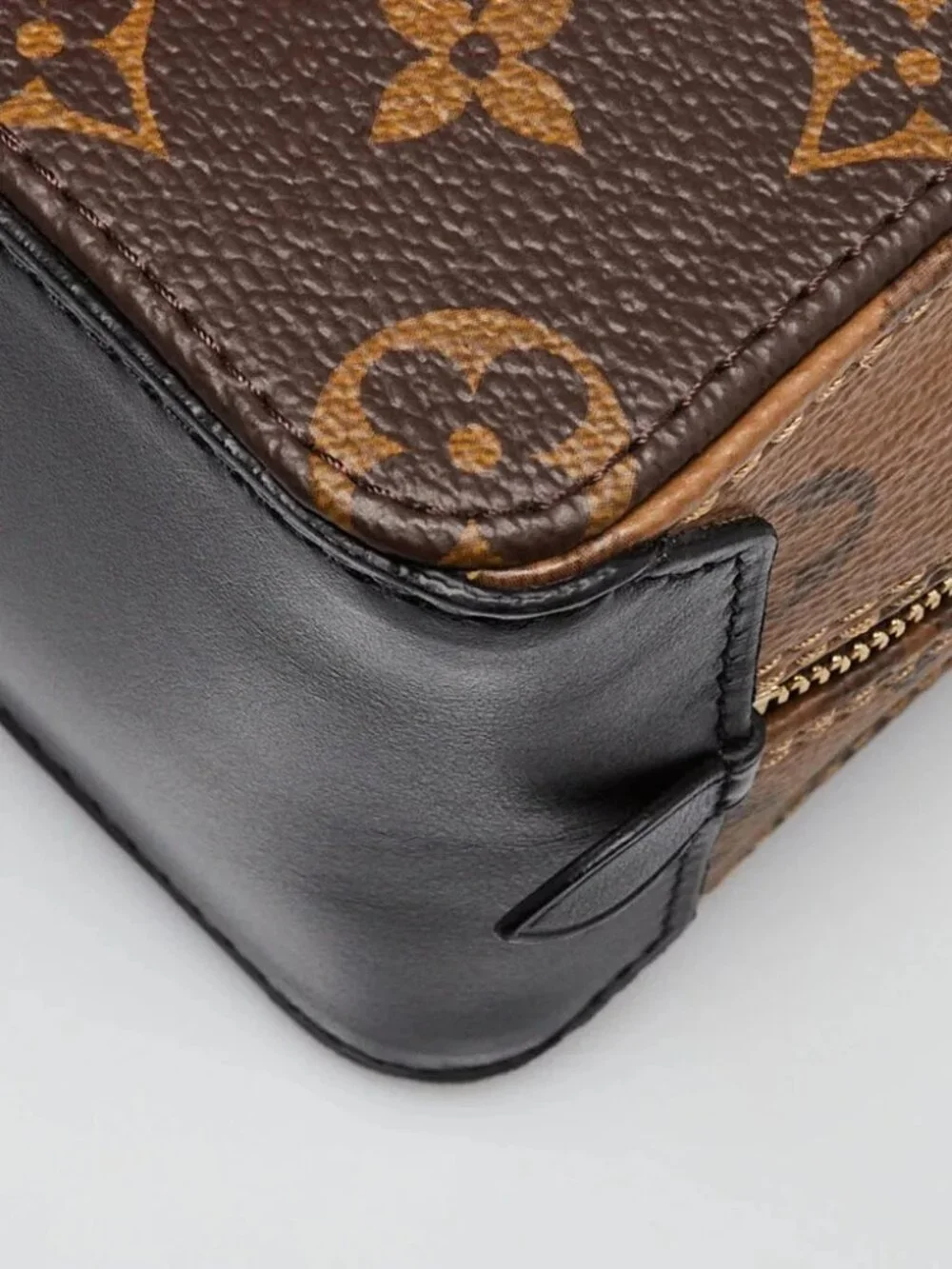 Louis Vuitton Reverse Monogram Coated Canvas/Leather Square Bag